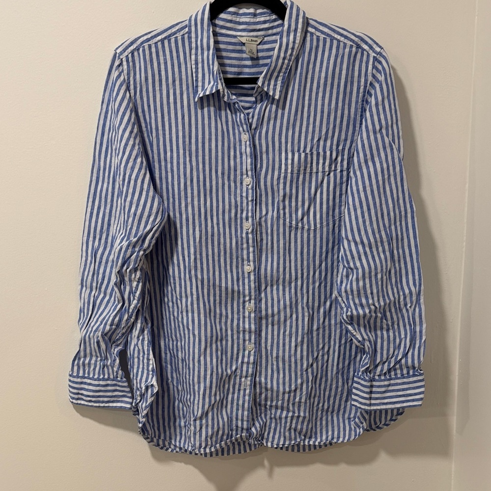 L.L. Bean 100% Linen Blue and White Striped Women's Button Down Shirt